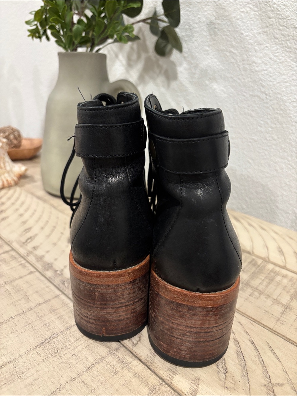 Clarks Black Lace-Up Leather Ankle Boots with Brown Stacked Heel - Picture 3 of 10